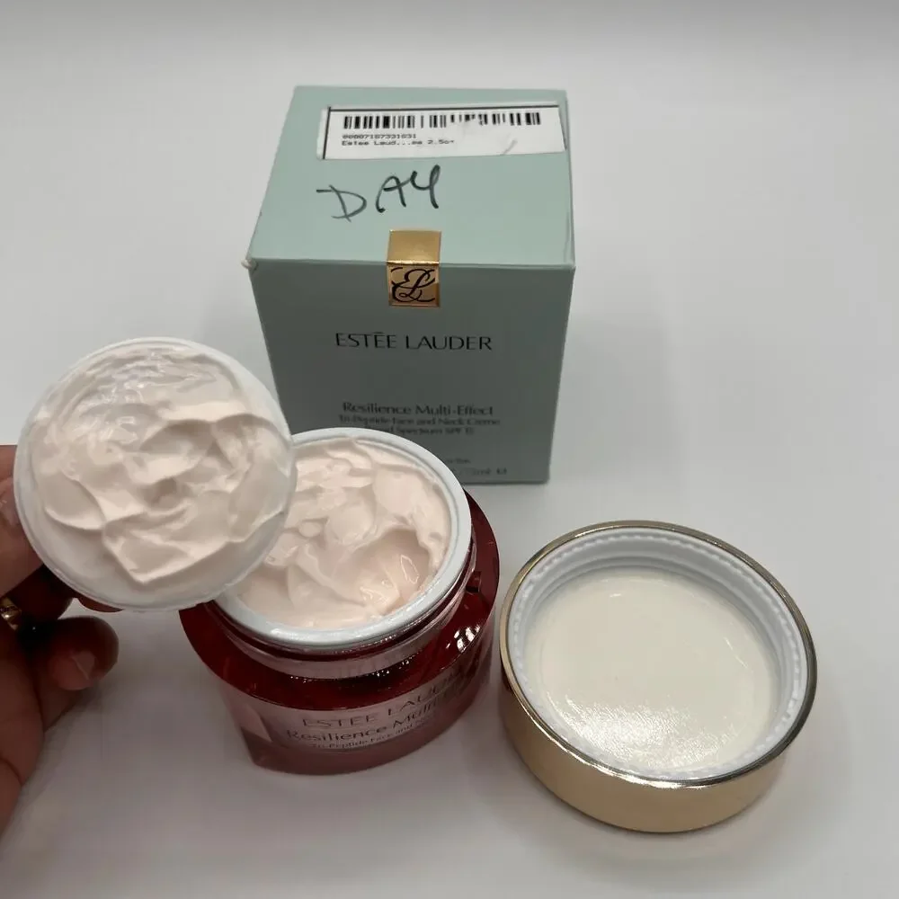 ESTEE LAUDER Resilience Multi-Effect Tri-Peptide Face and Neck Creme SPF 15